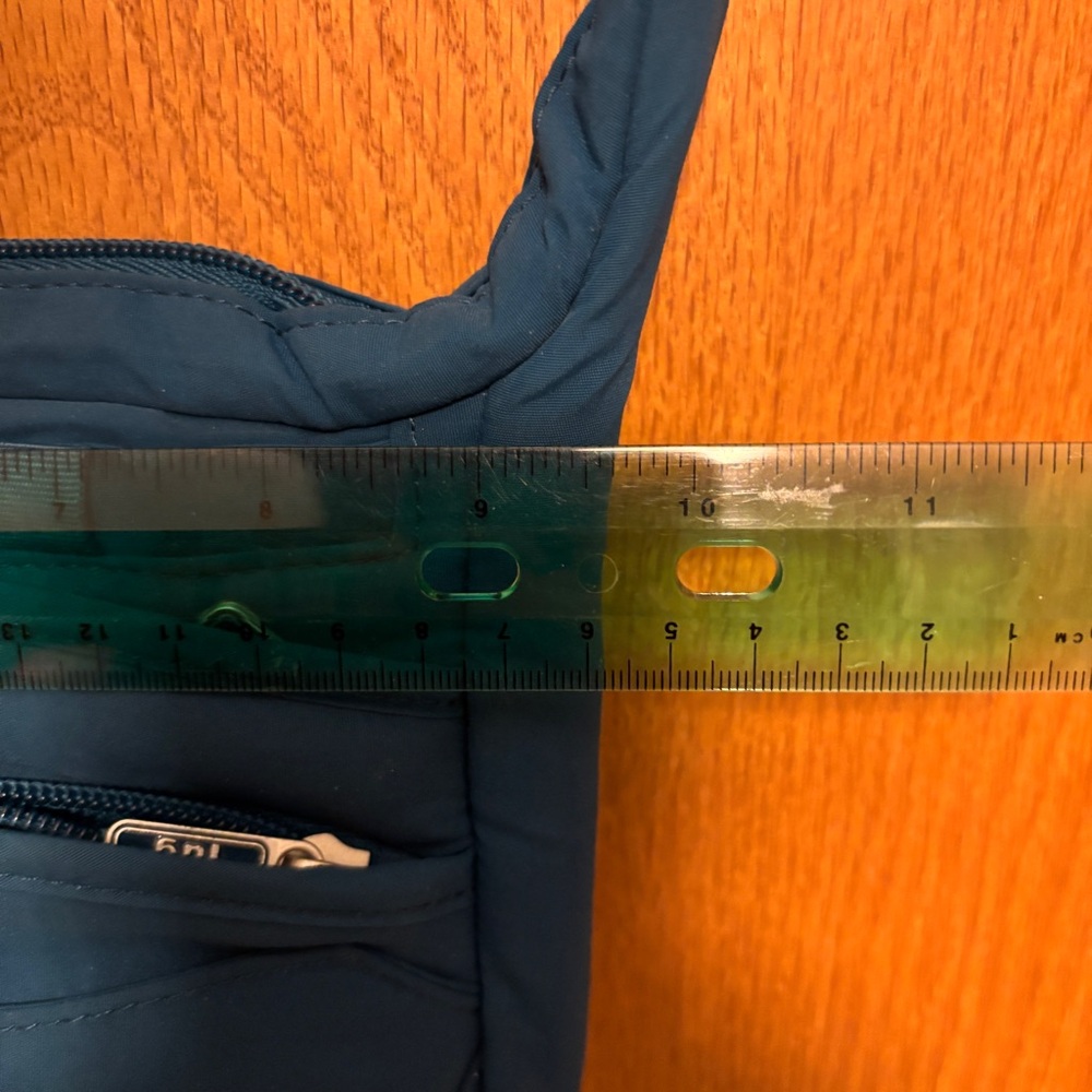 Lug Teal Crossbody Bag - Picture 6 of 6